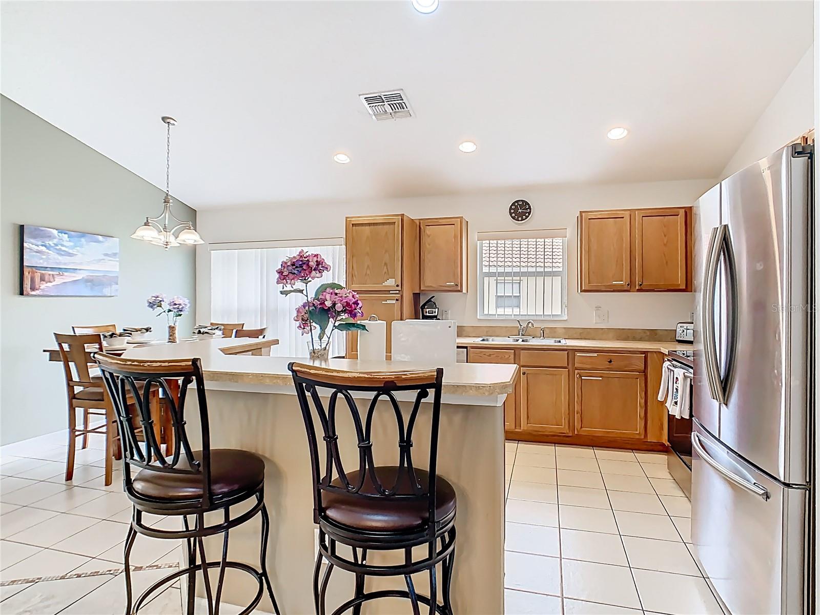 Image 17 of 39 For 512 Viola Dr