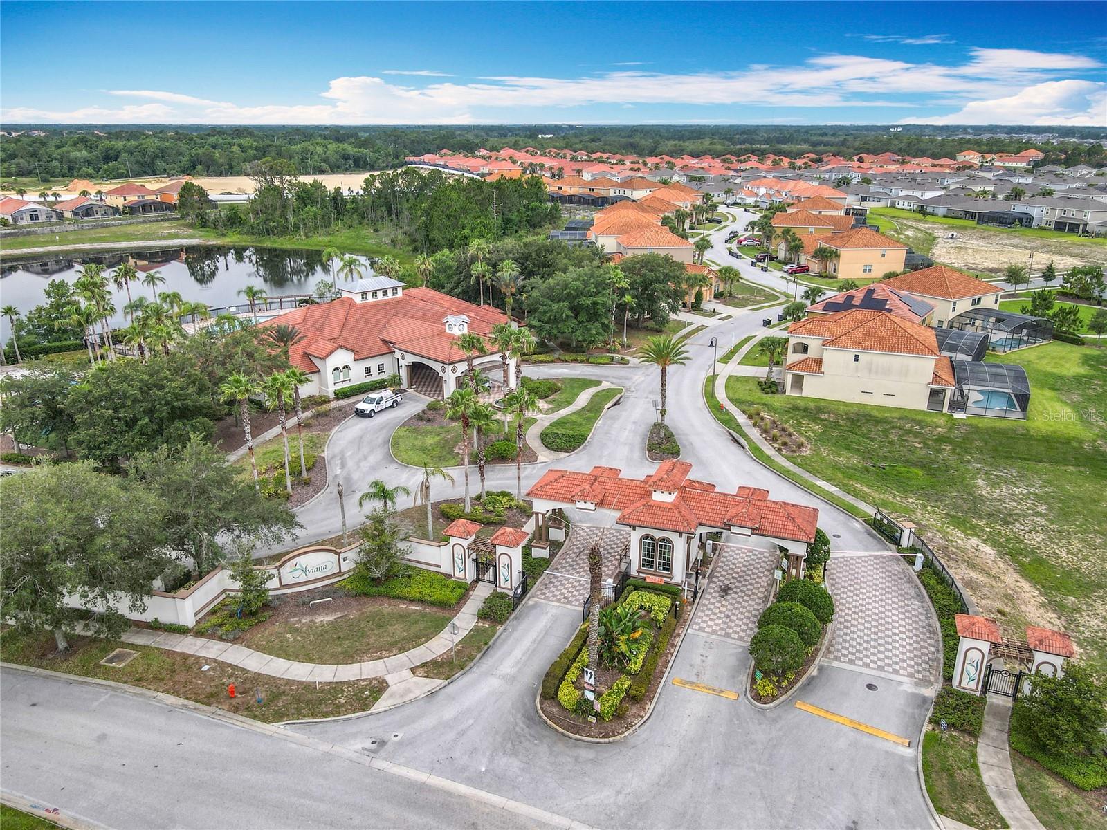 Image 32 of 39 For 512 Viola Dr