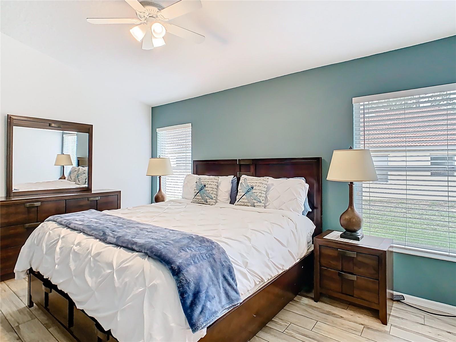 Image 6 of 39 For 512 Viola Dr