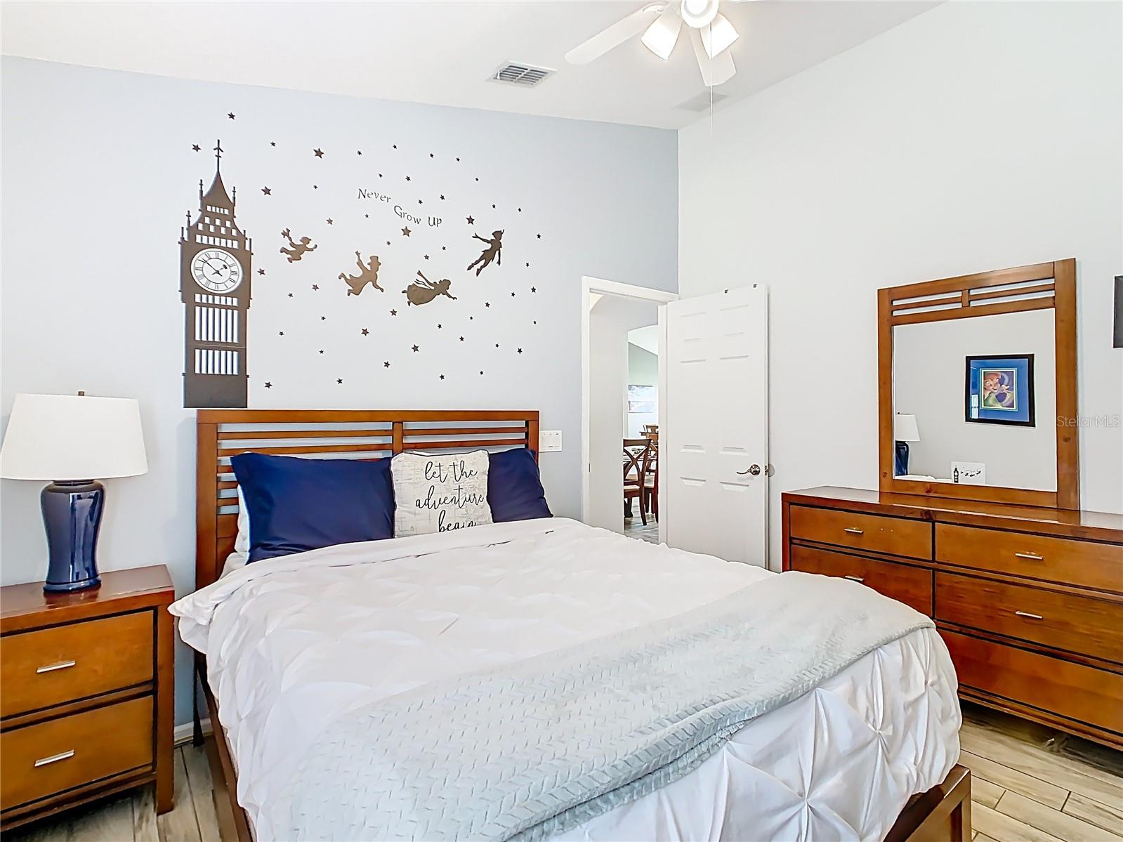 Image 8 of 39 For 512 Viola Dr