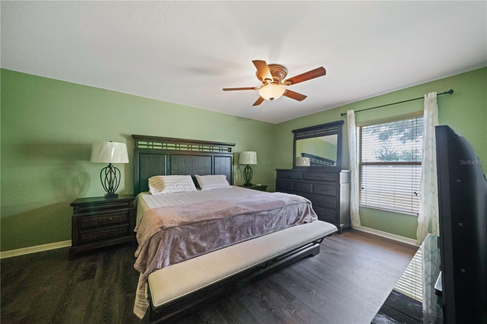 Image 13 of 29 For 6518 Crescent Loop