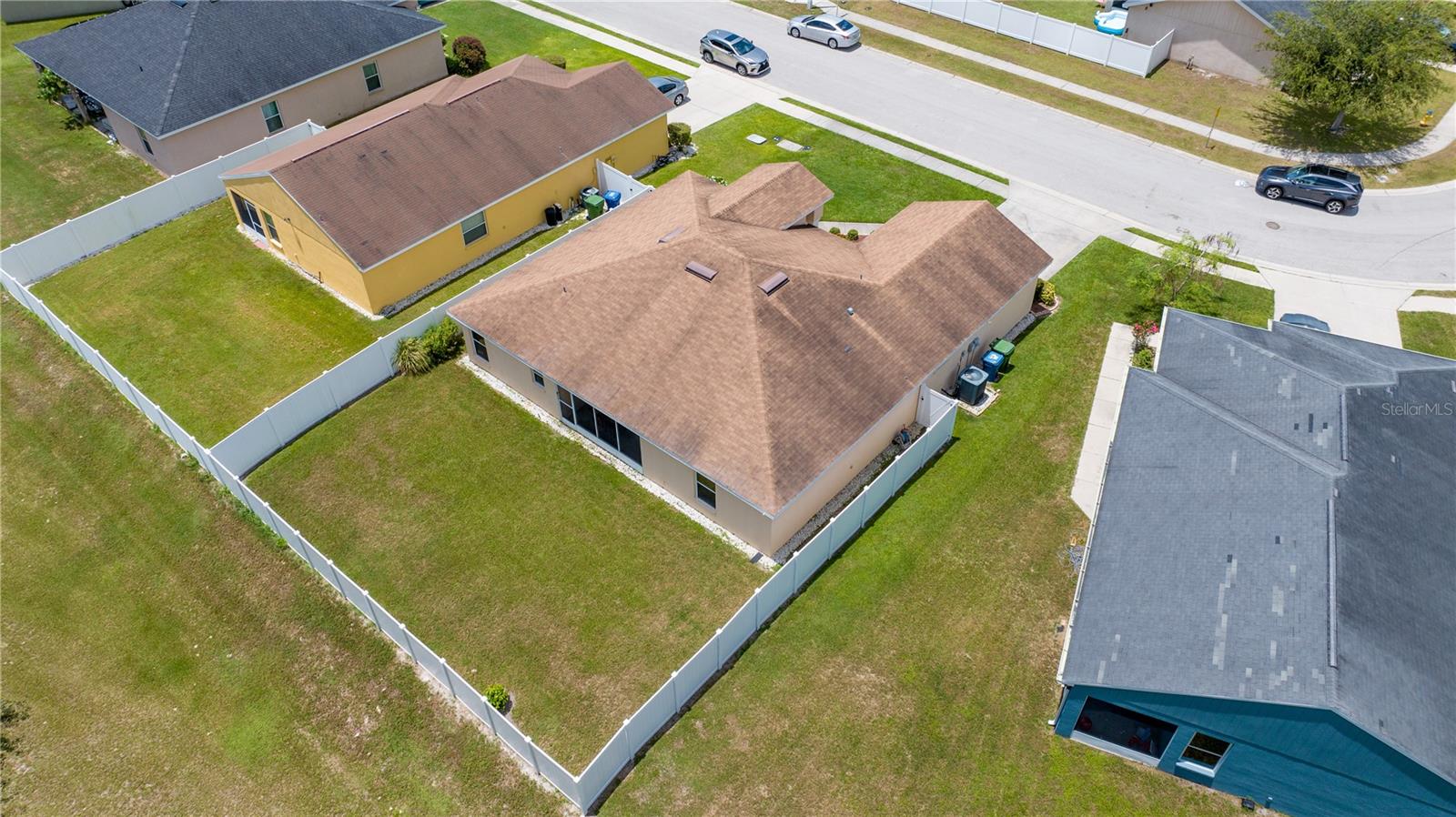 Image 25 of 29 For 6518 Crescent Loop