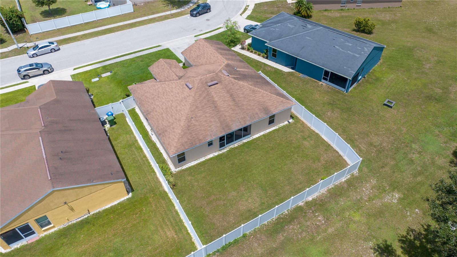 Image 26 of 29 For 6518 Crescent Loop