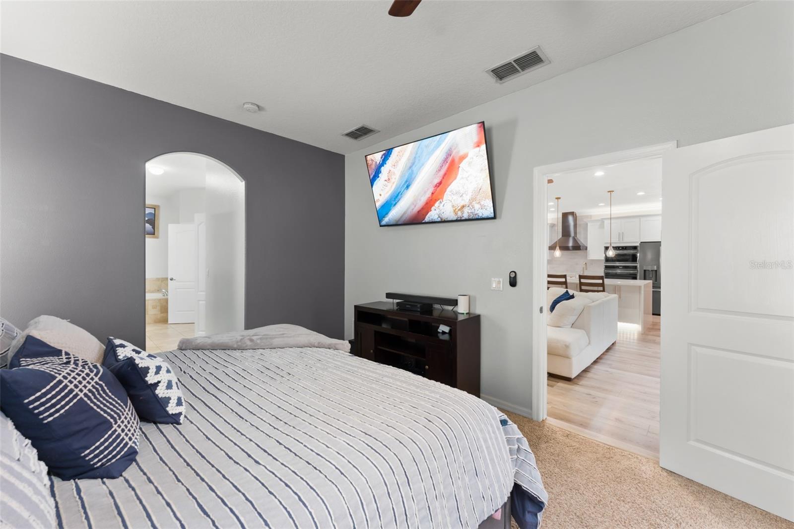 Image 19 of 55 For 11445 Great Commission Way