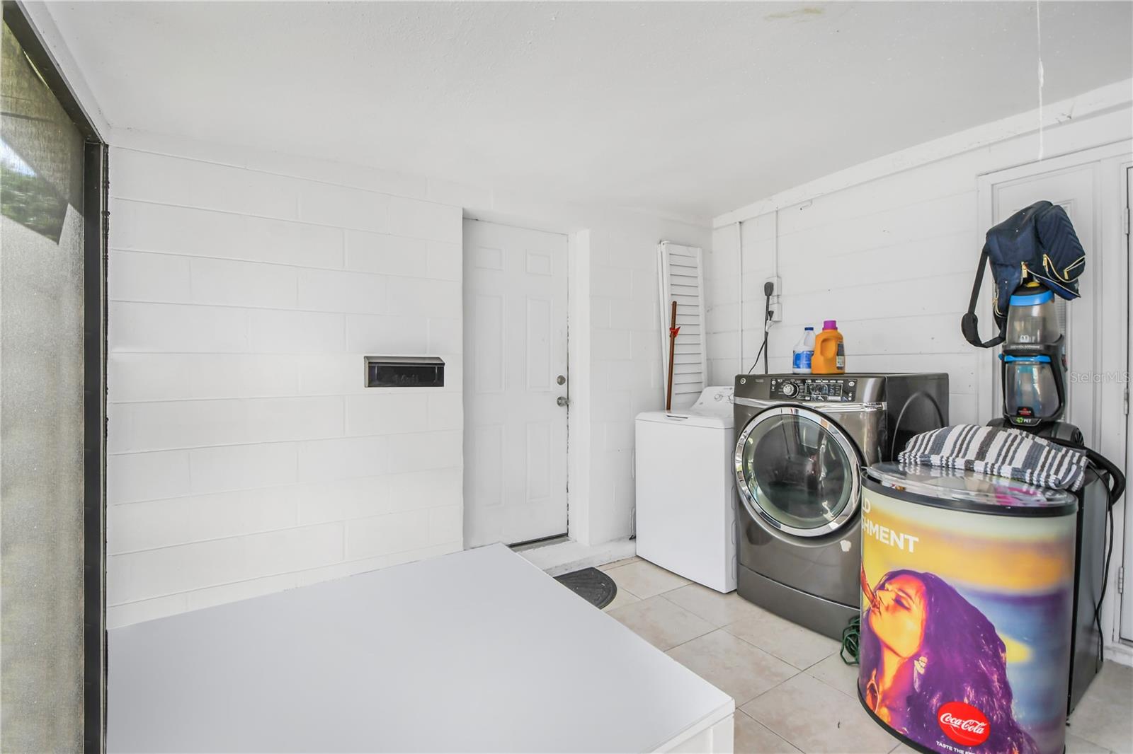 Image 19 of 30 For 362 Iowa Woods Circle W