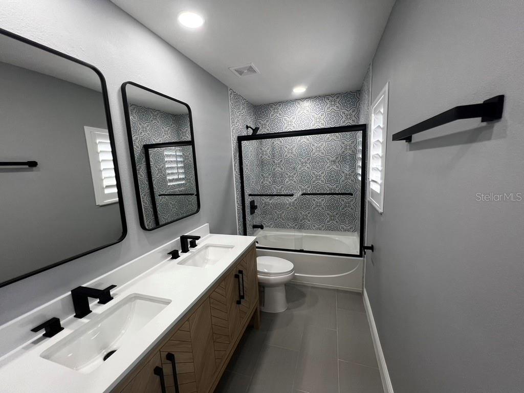 Image 18 of 23 For 2705 Wild Tamarind Boulevard