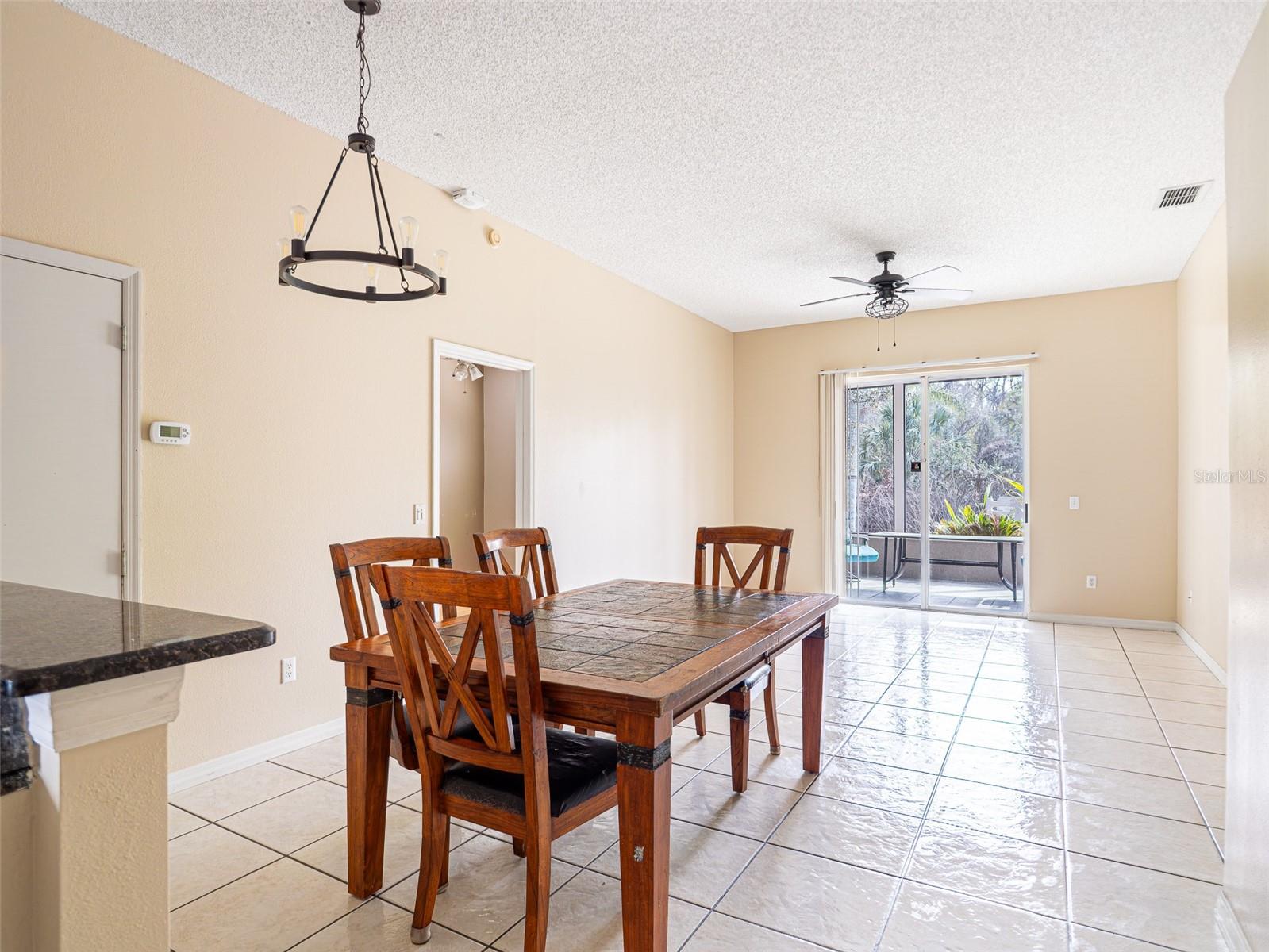 Image 12 of 31 For 1702 Riveredge Road