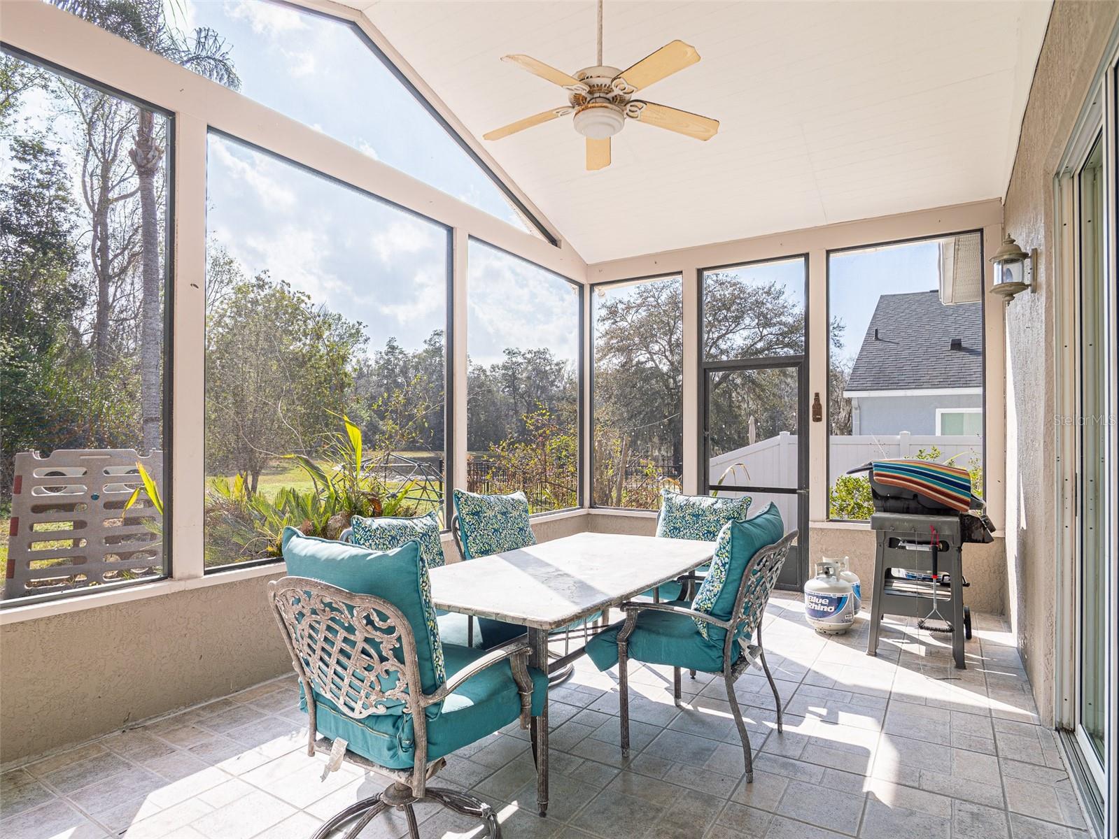 Image 28 of 31 For 1702 Riveredge Road