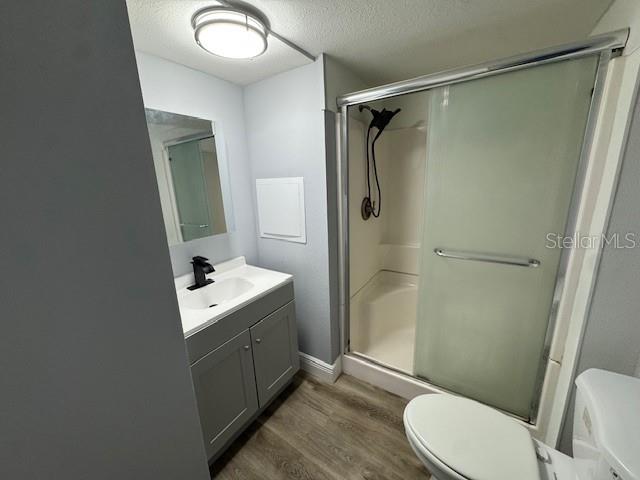 Image 9 of 18 For 5639 Riverview Drive