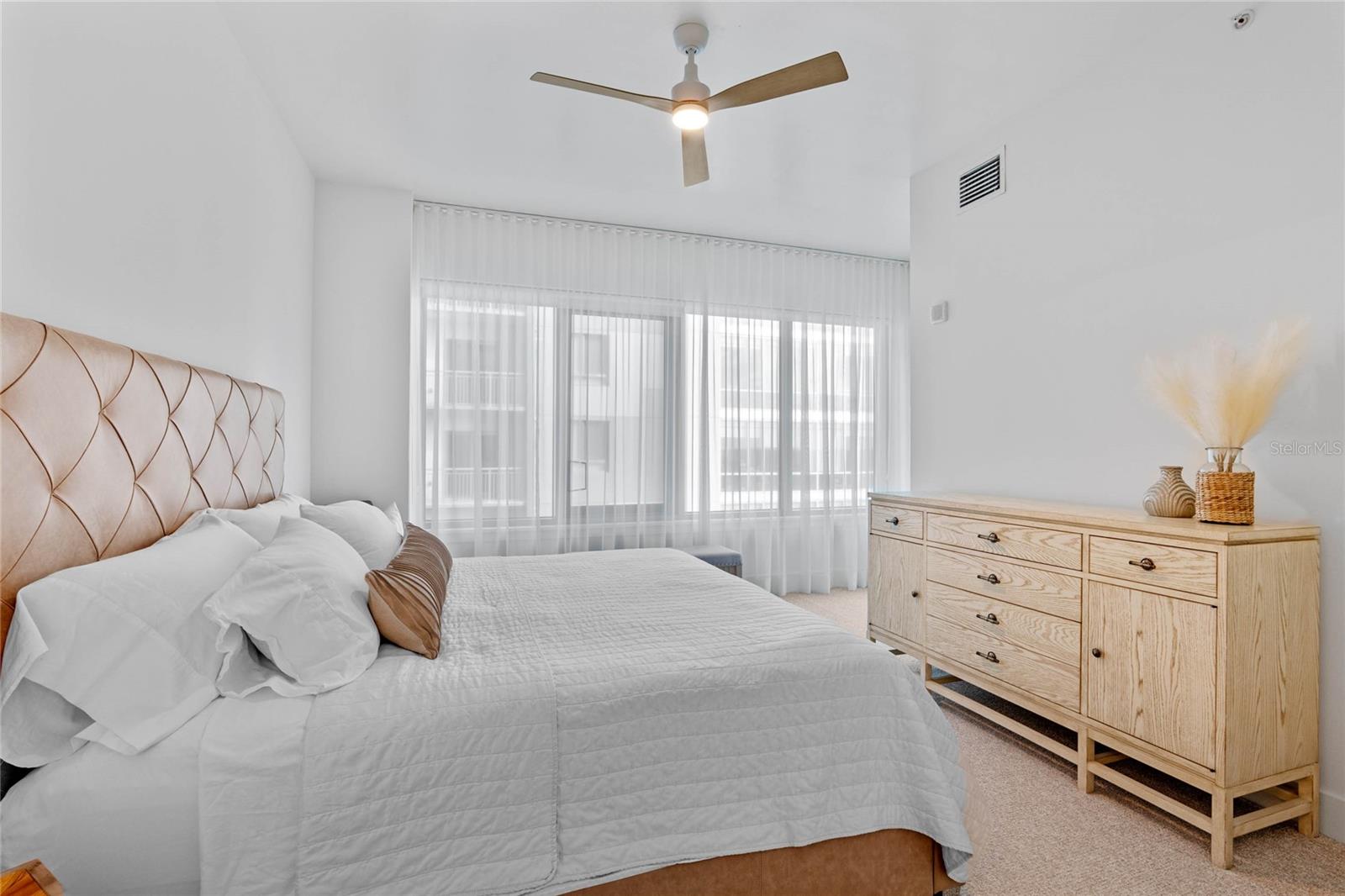 Image 33 of 53 For 260 S Osceola Ave  601