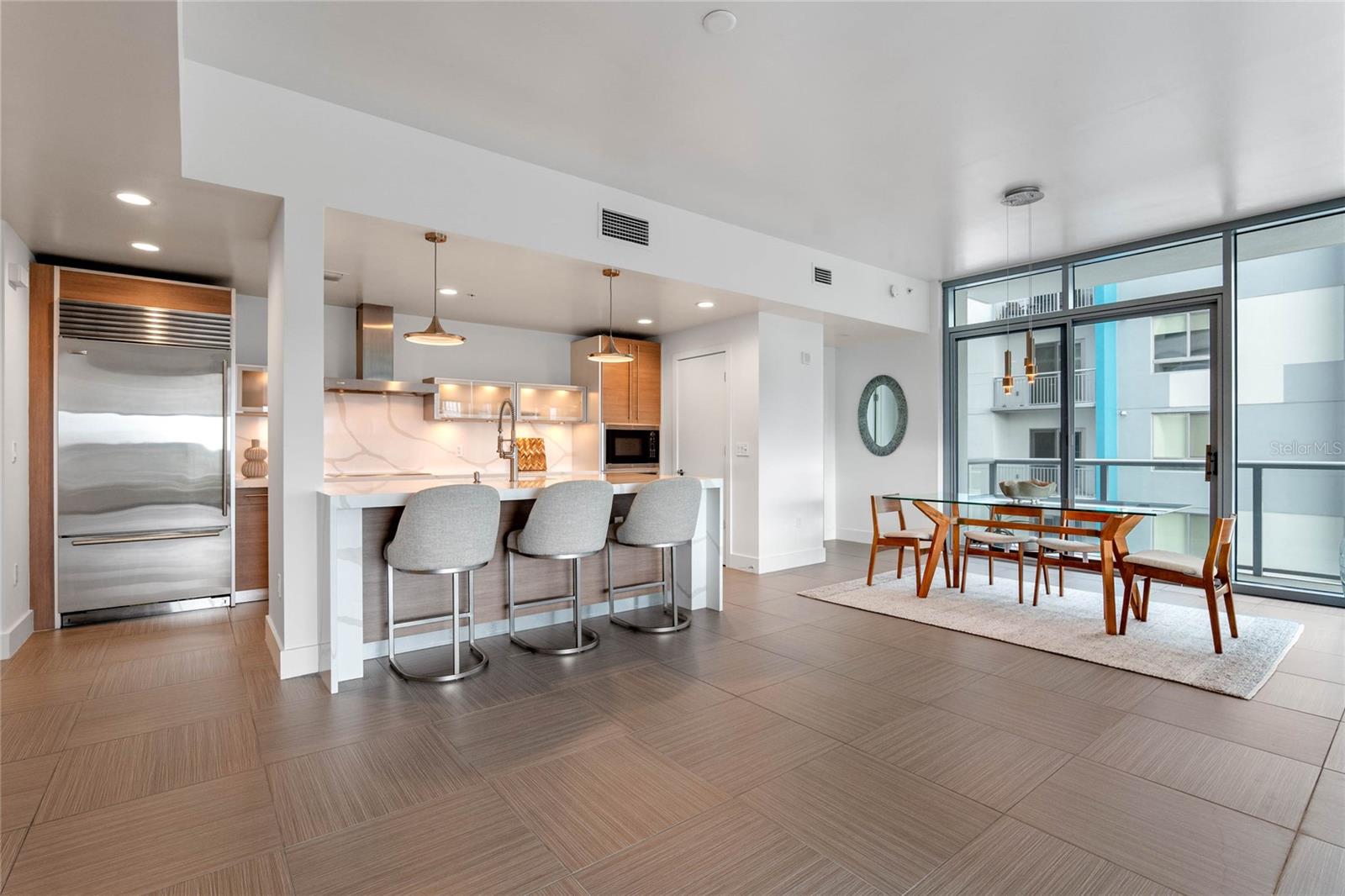 Image 7 of 53 For 260 S Osceola Ave  601