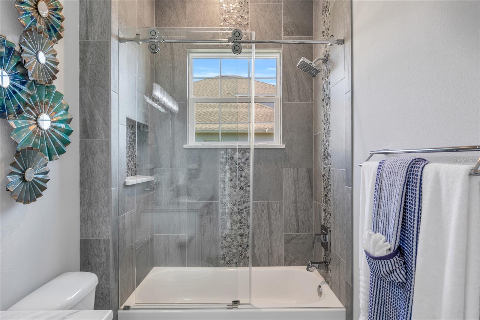 Image 41 of 75 For 1210 Johns Cove Lane