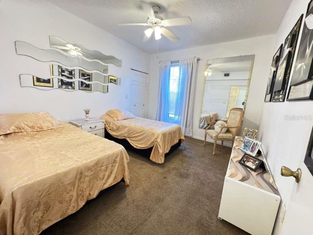 Image 23 of 29 For 5560 Metrowest Boulevard 201