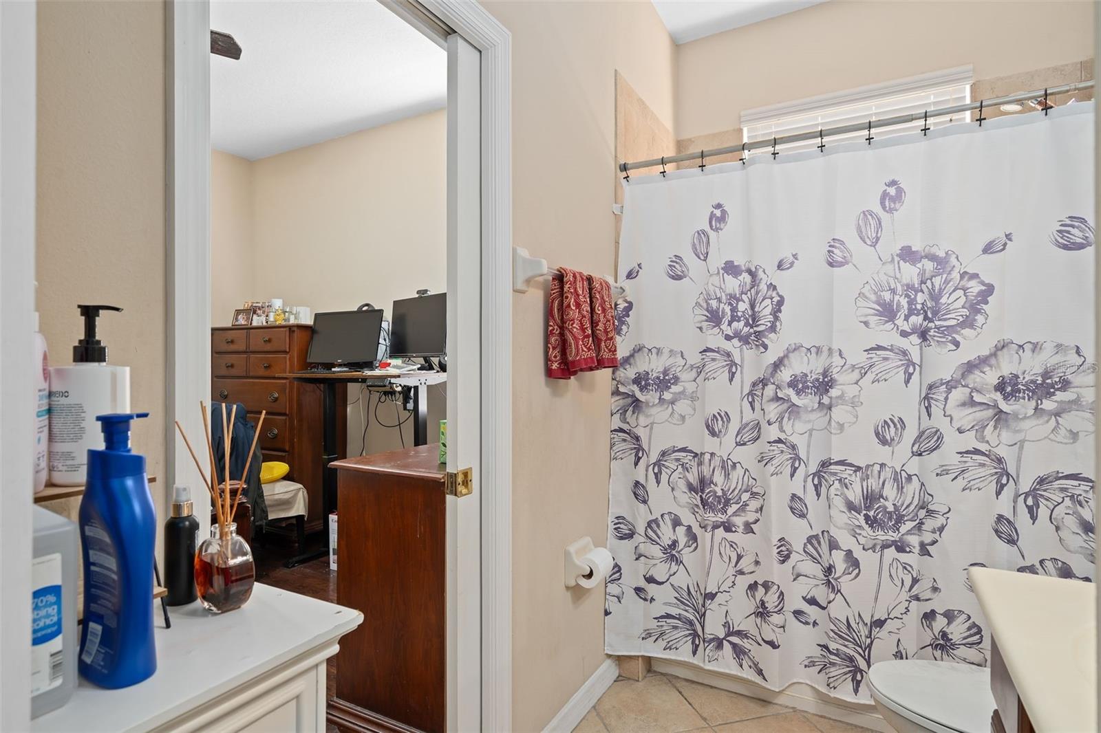 Image 28 of 62 For 8798 Warwick Shore Crossing