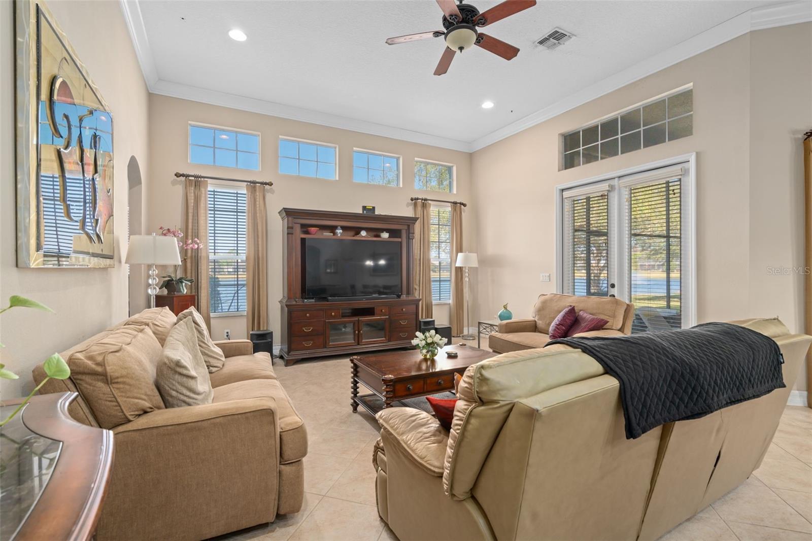 Image 3 of 62 For 8798 Warwick Shore Crossing