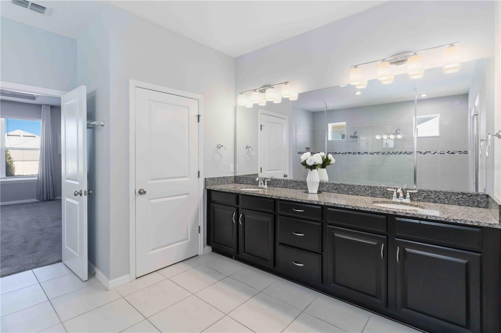 Image 18 of 47 For 1272 Hillcrest View Loop