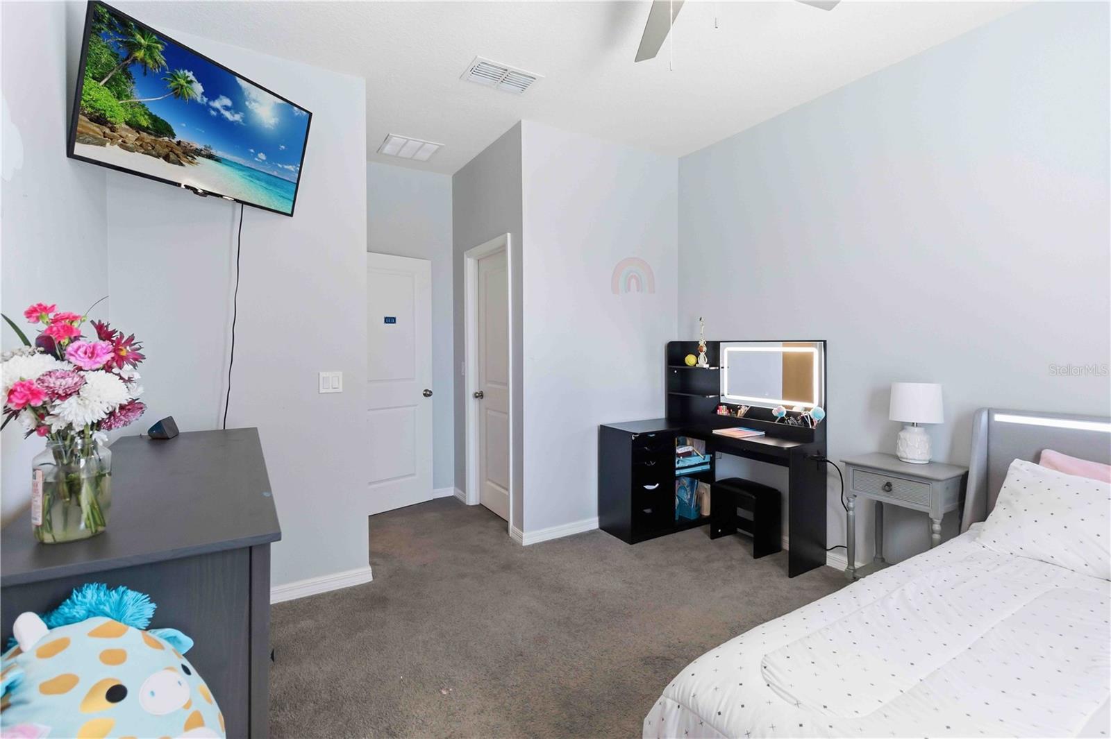 Image 25 of 47 For 1272 Hillcrest View Loop