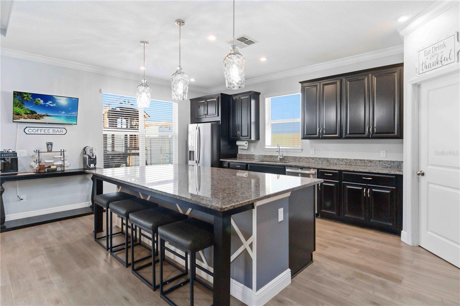 Image 6 of 47 For 1272 Hillcrest View Loop