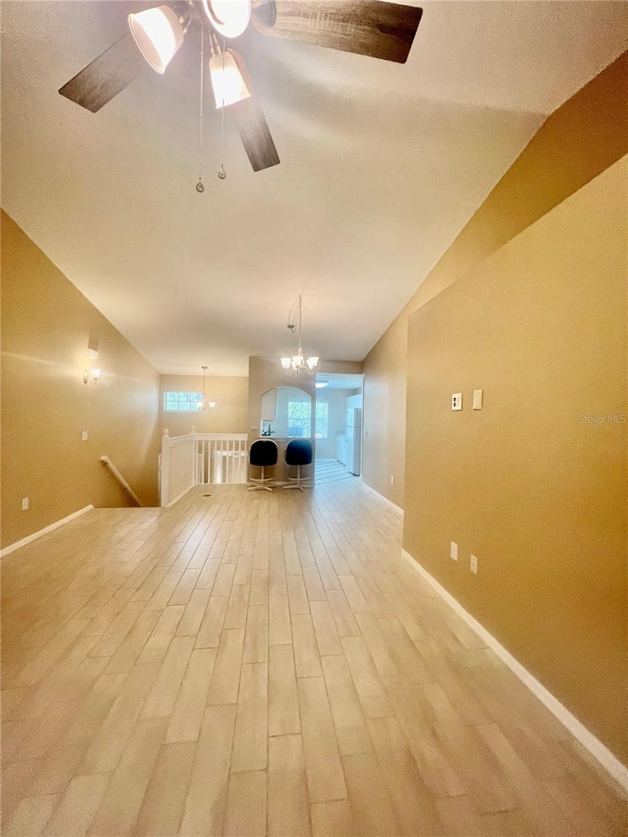 Image 7 of 26 For 315 Eagle Ridge Drive