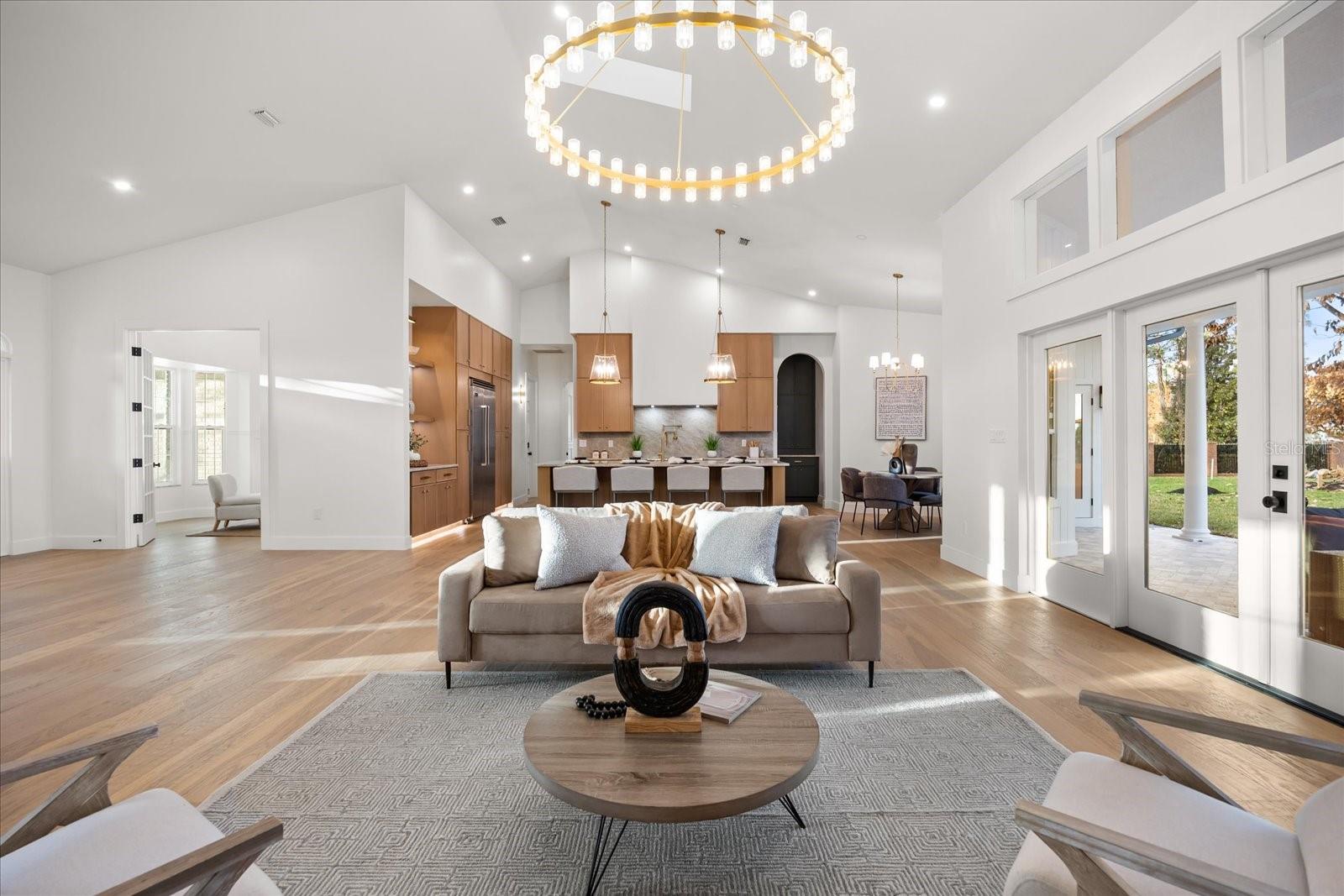 Image 10 of 95 For 505 Jennifer Lane