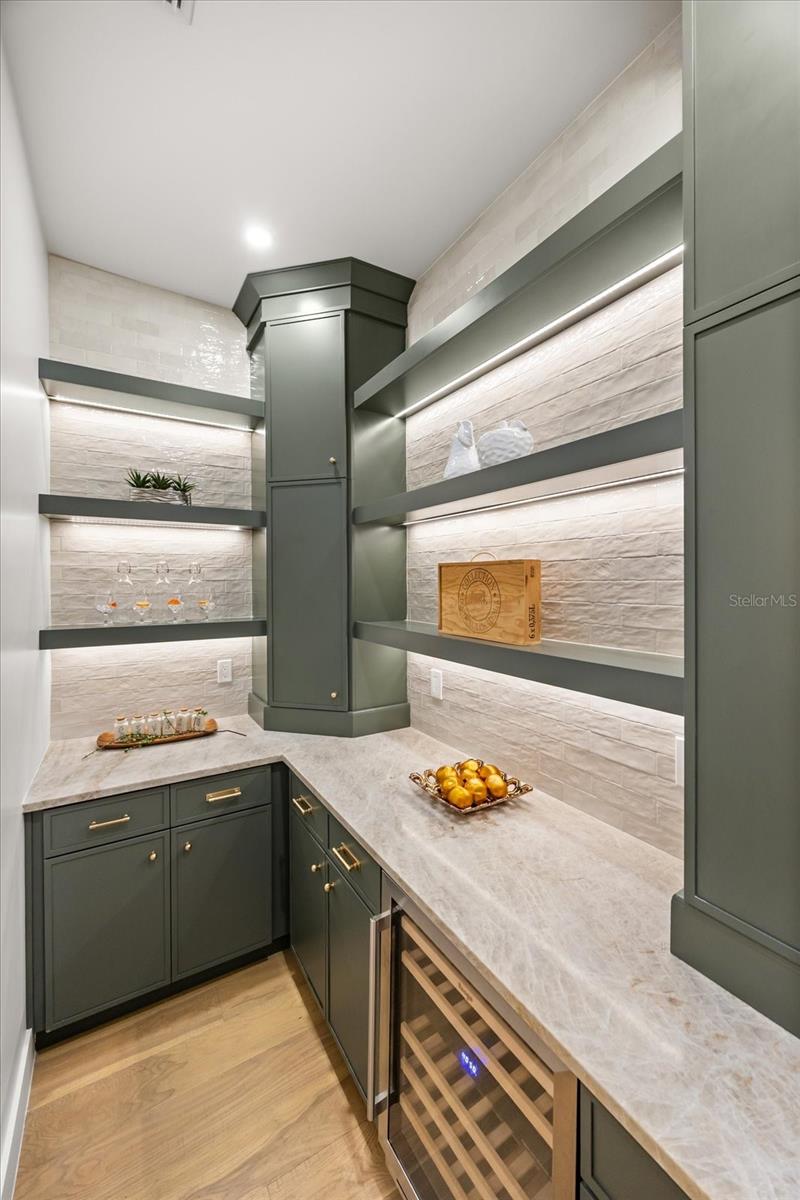 Image 19 of 95 For 505 Jennifer Lane