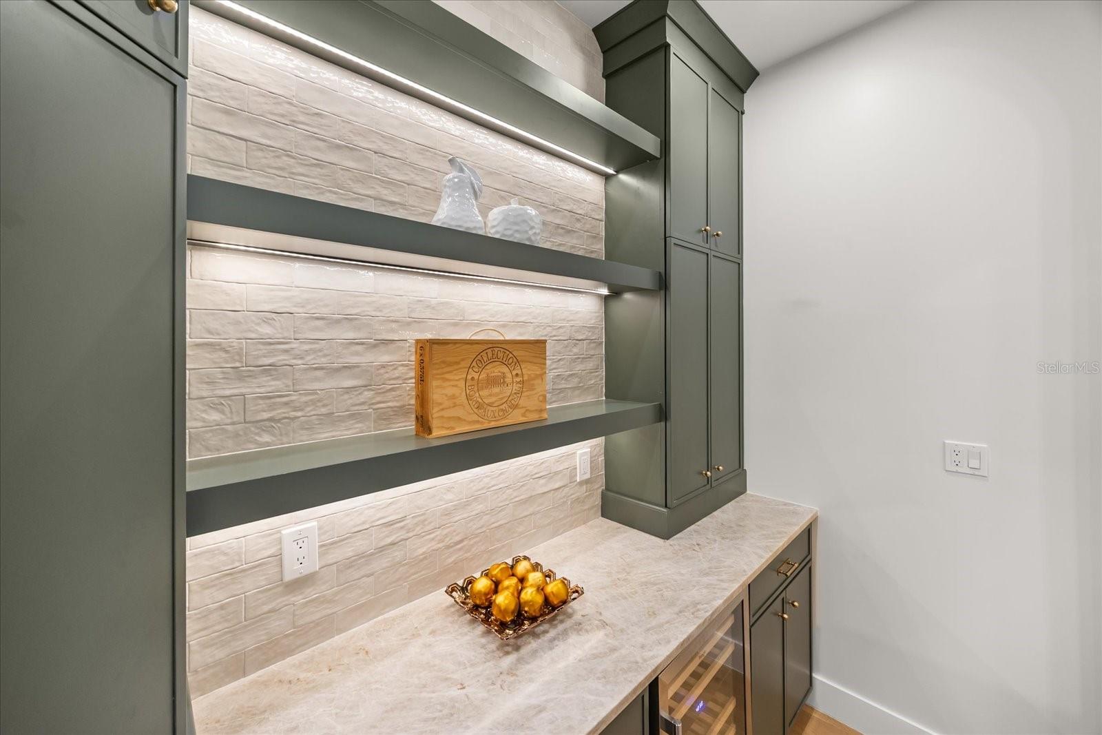 Image 20 of 95 For 505 Jennifer Lane