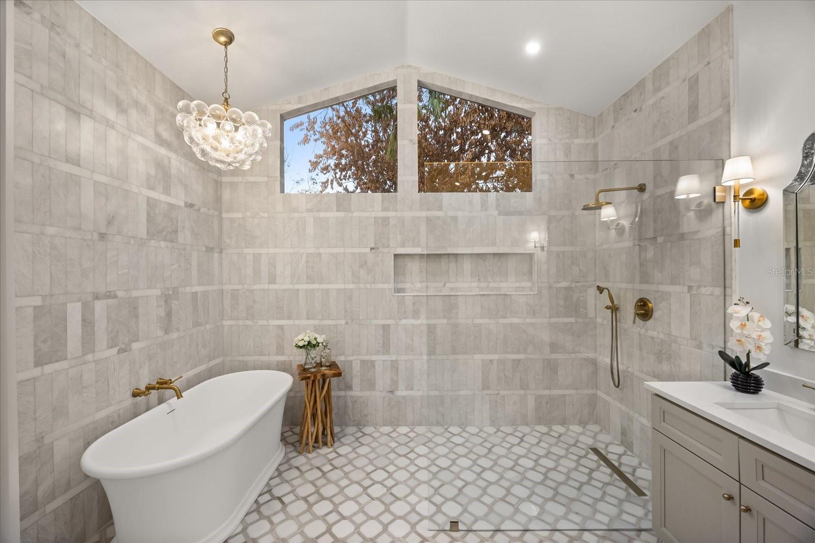 Image 33 of 95 For 505 Jennifer Lane