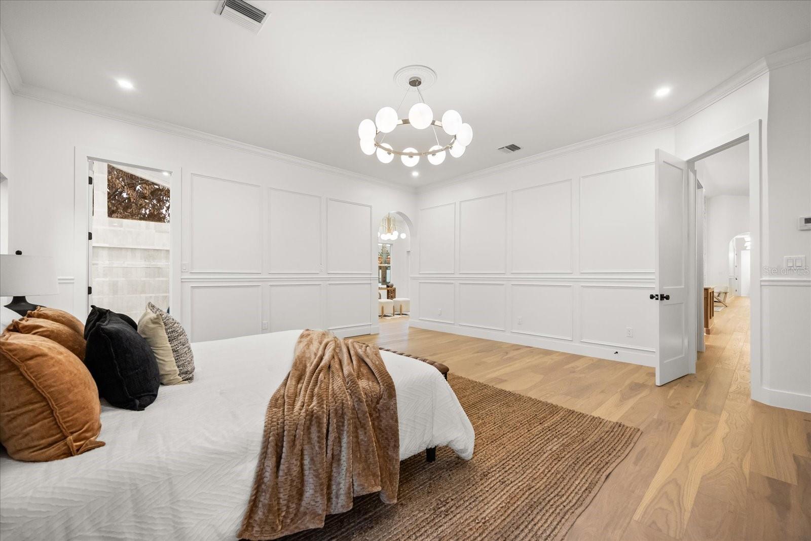 Image 41 of 95 For 505 Jennifer Lane