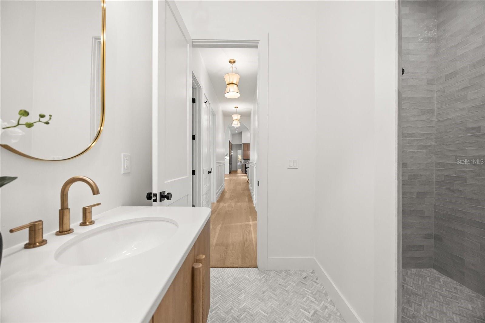 Image 54 of 95 For 505 Jennifer Lane