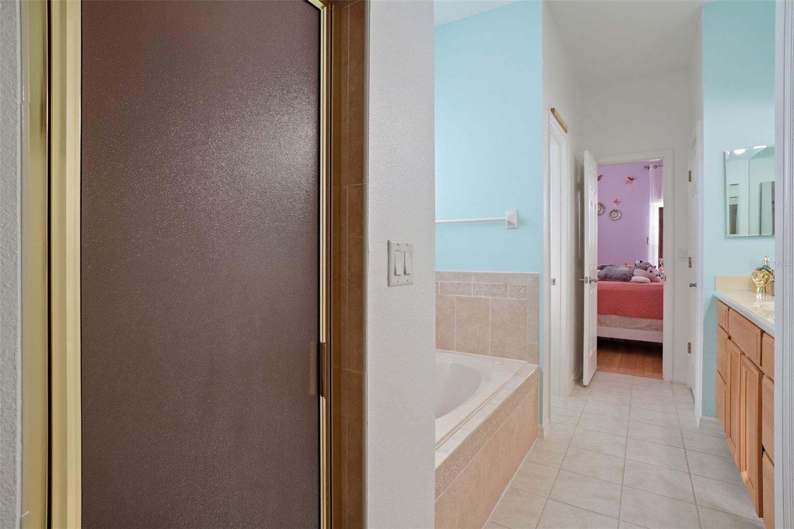 Image 22 of 42 For 20831 Nettleton Street