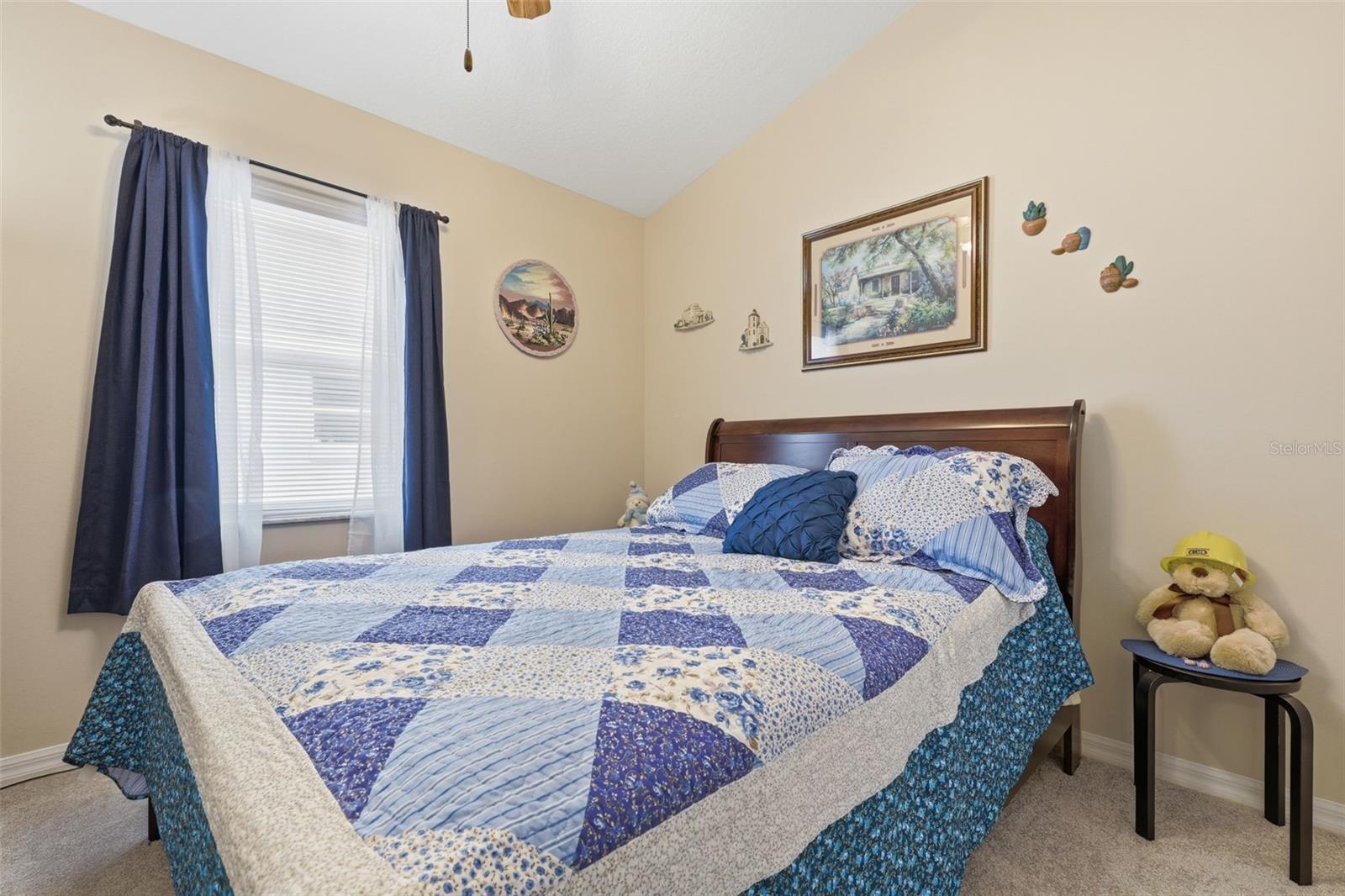 Image 18 of 29 For 1736 Challenger Avenue