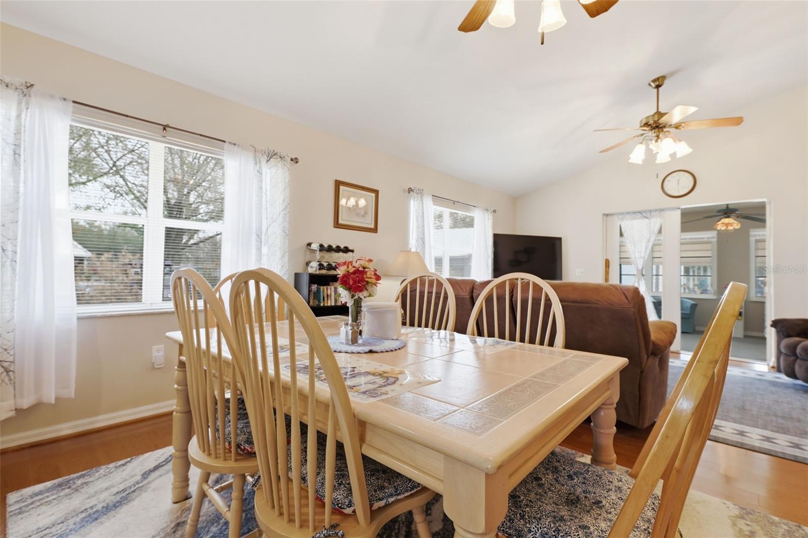 Image 4 of 29 For 1736 Challenger Avenue