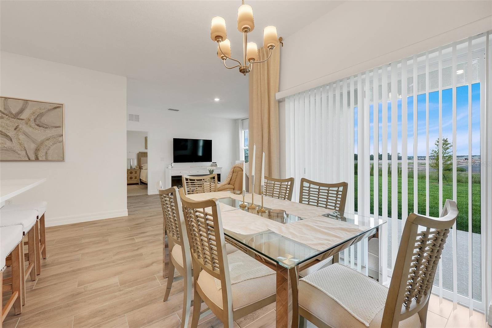 Image 15 of 33 For 5724 Camilla Street