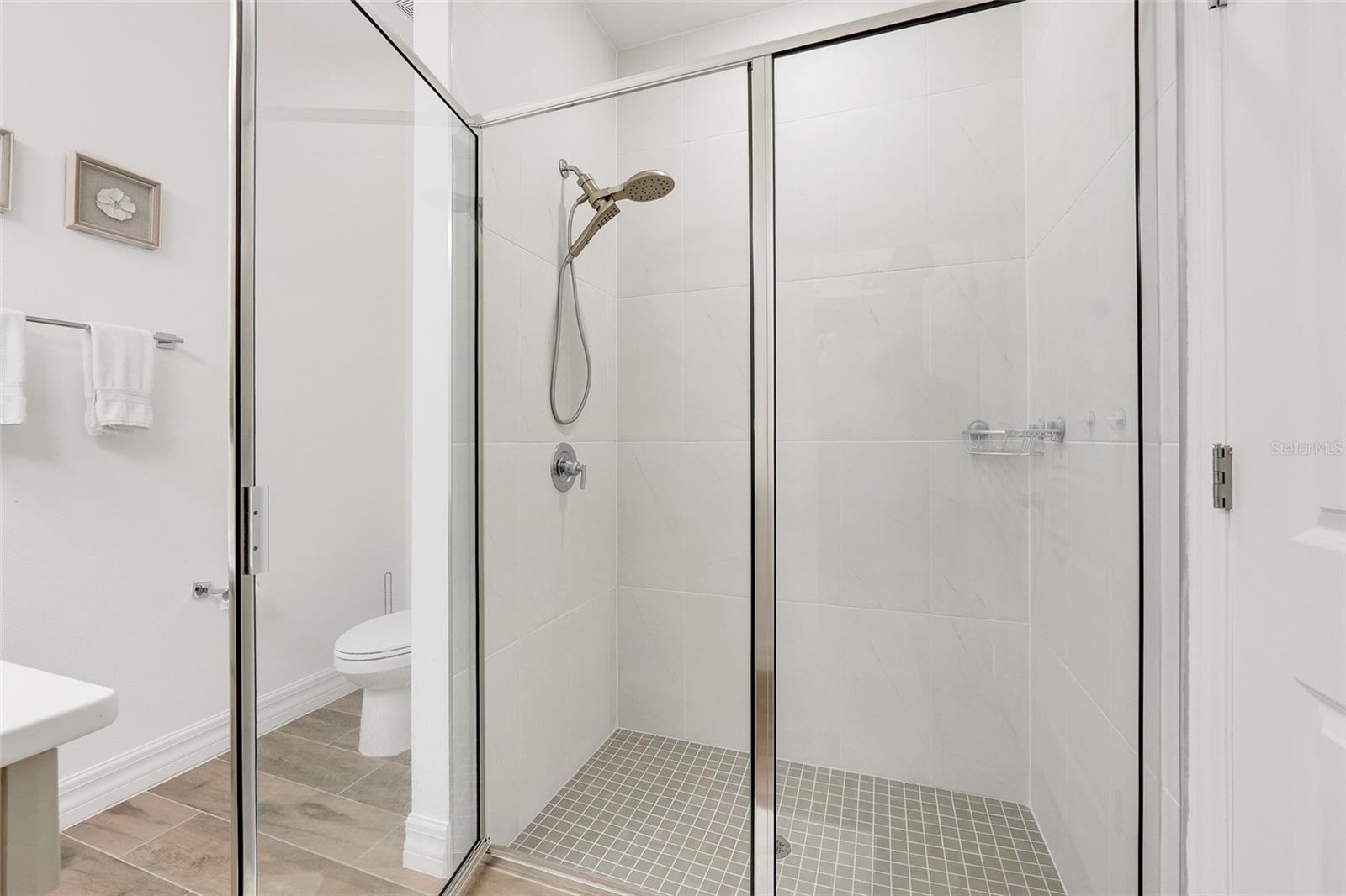 Image 28 of 33 For 5724 Camilla Street