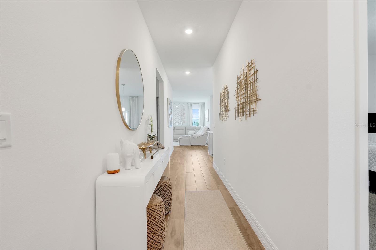 Image 6 of 33 For 5724 Camilla Street