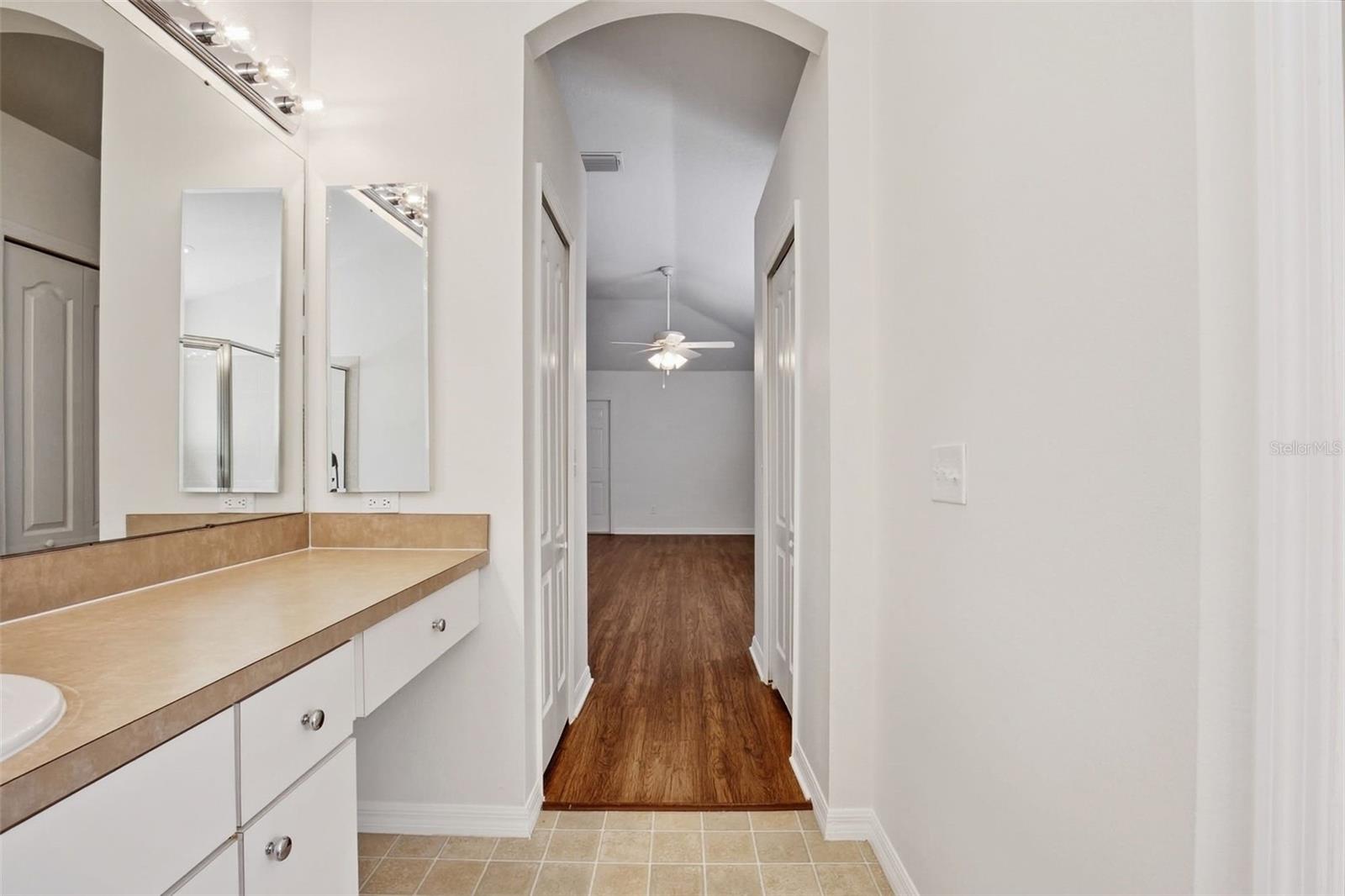 Image 16 of 31 For 9827 White Barn Way