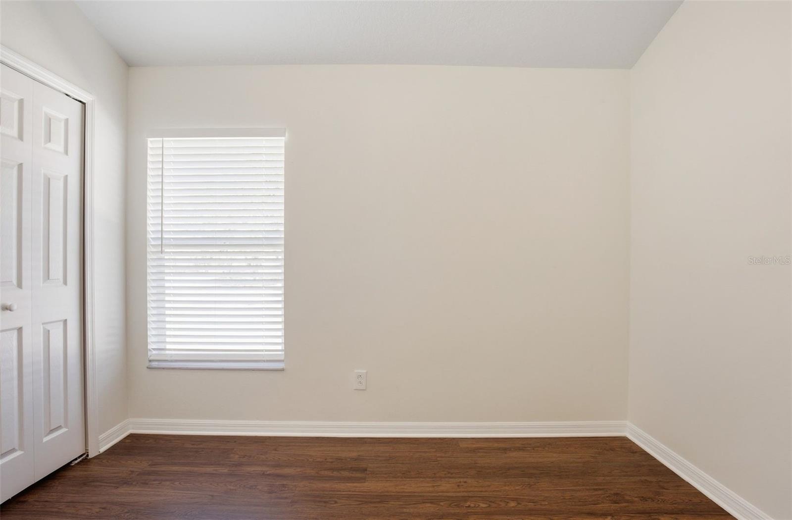 Image 20 of 31 For 9827 White Barn Way