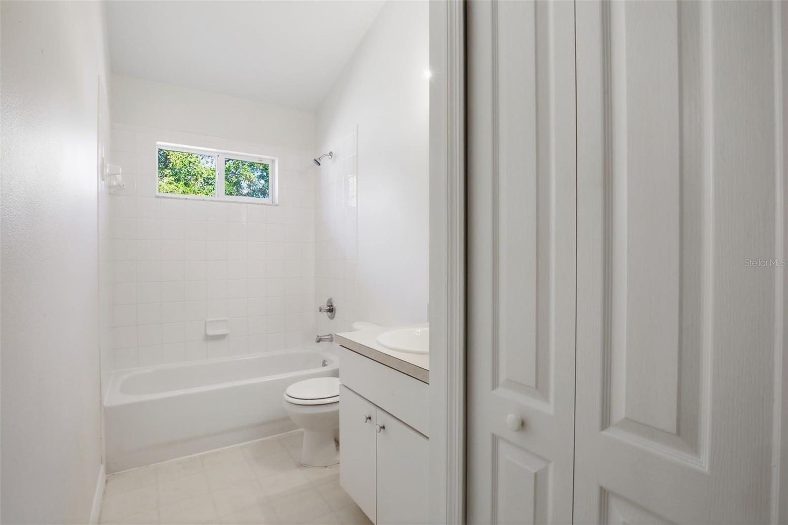 Image 23 of 31 For 9827 White Barn Way