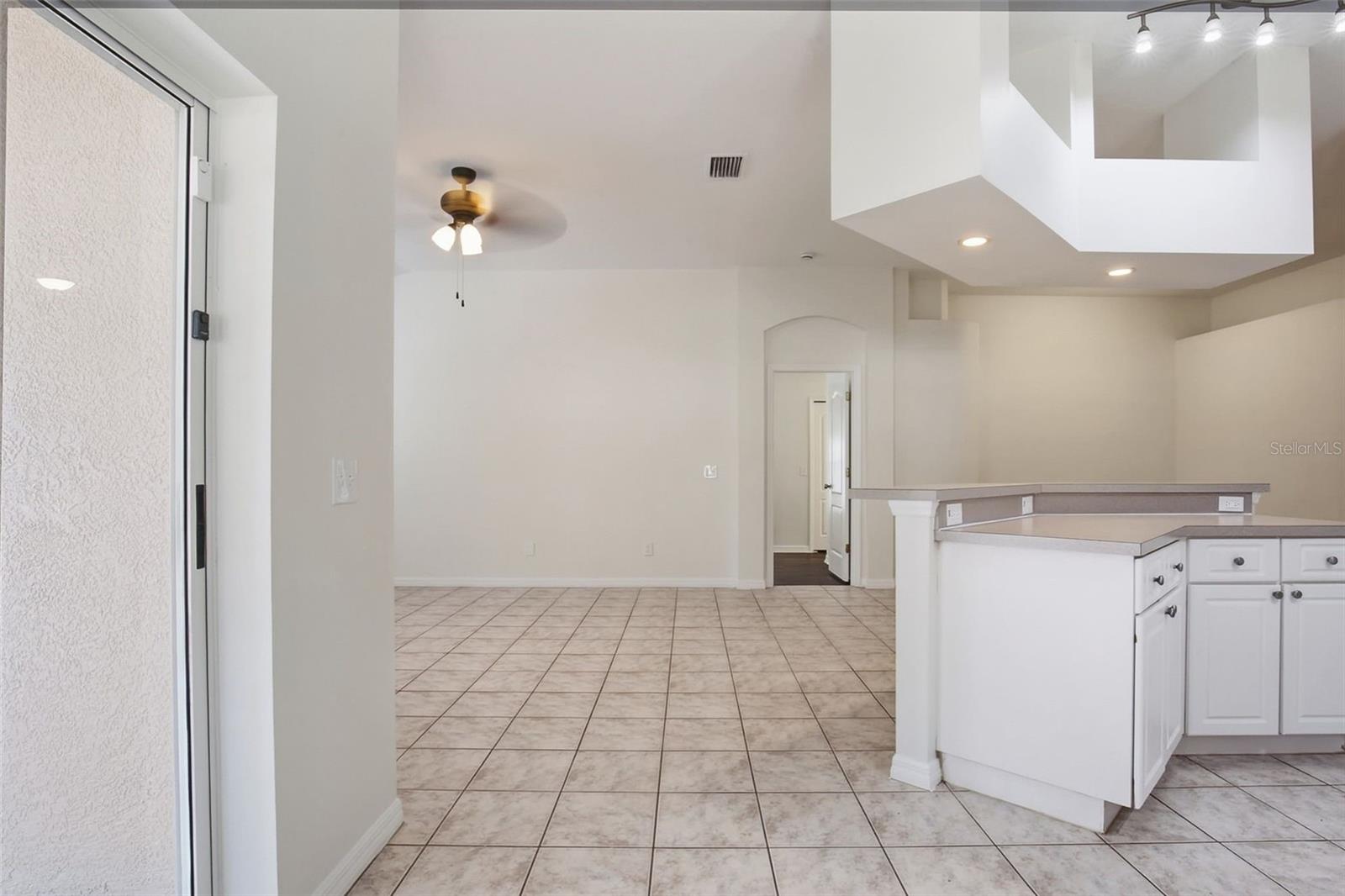 Image 9 of 31 For 9827 White Barn Way