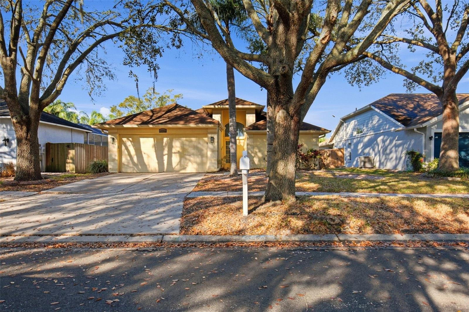 Details for 16502 Lake Heather Drive, TAMPA, FL 33618