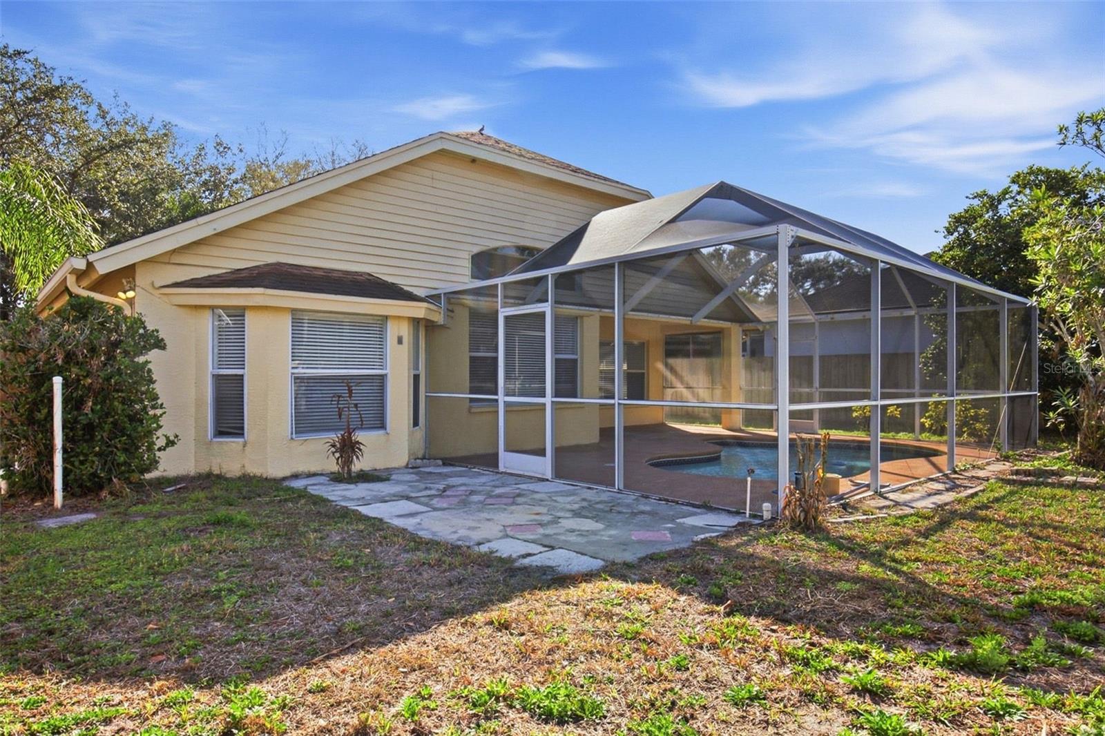 Image 27 of 36 For 16502 Lake Heather Drive