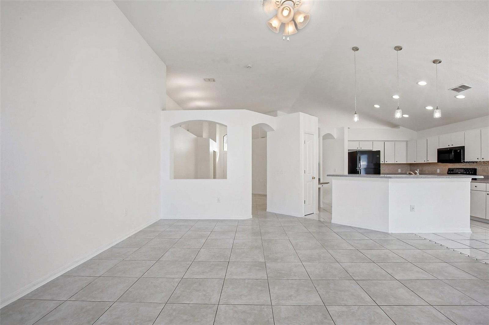 Image 35 of 36 For 16502 Lake Heather Drive