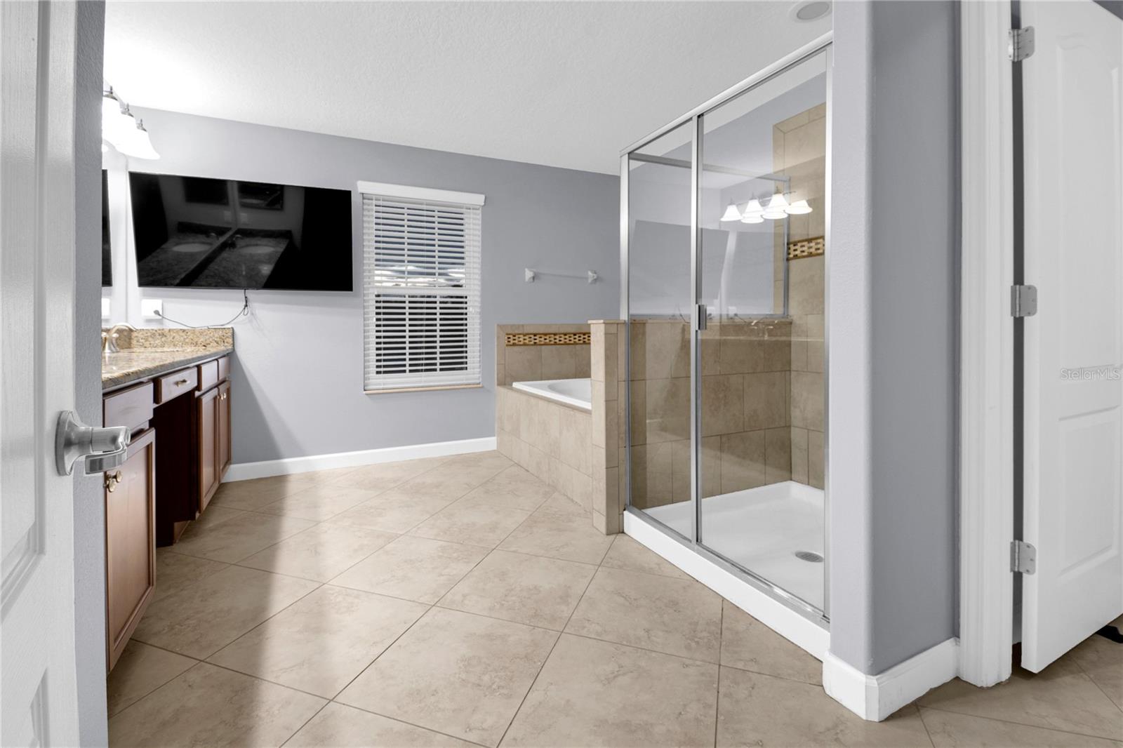 Image 26 of 98 For 1301 Gleneagles Lane