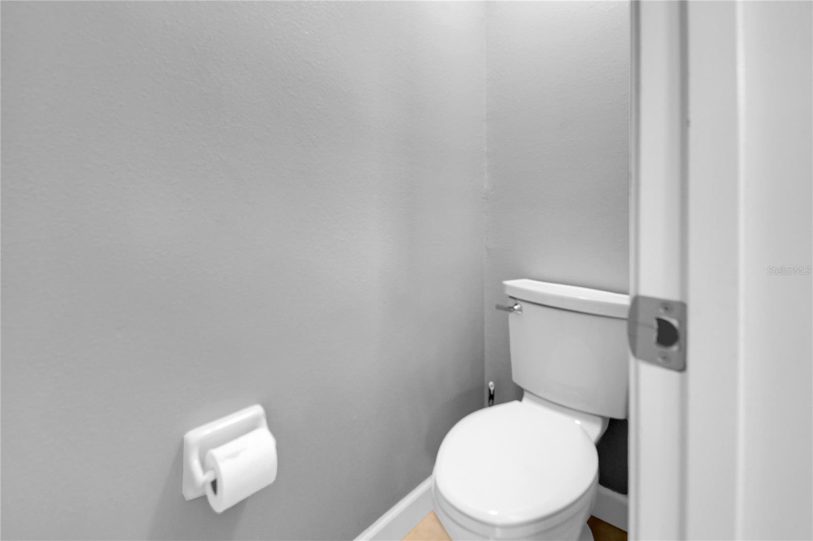 Image 27 of 98 For 1301 Gleneagles Lane