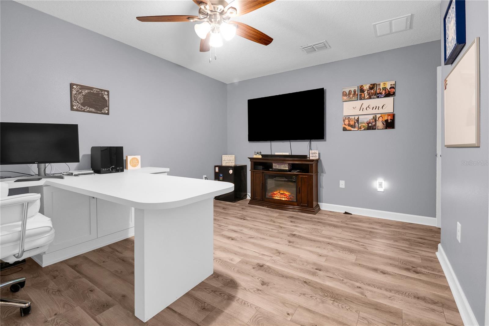 Image 35 of 98 For 1301 Gleneagles Lane