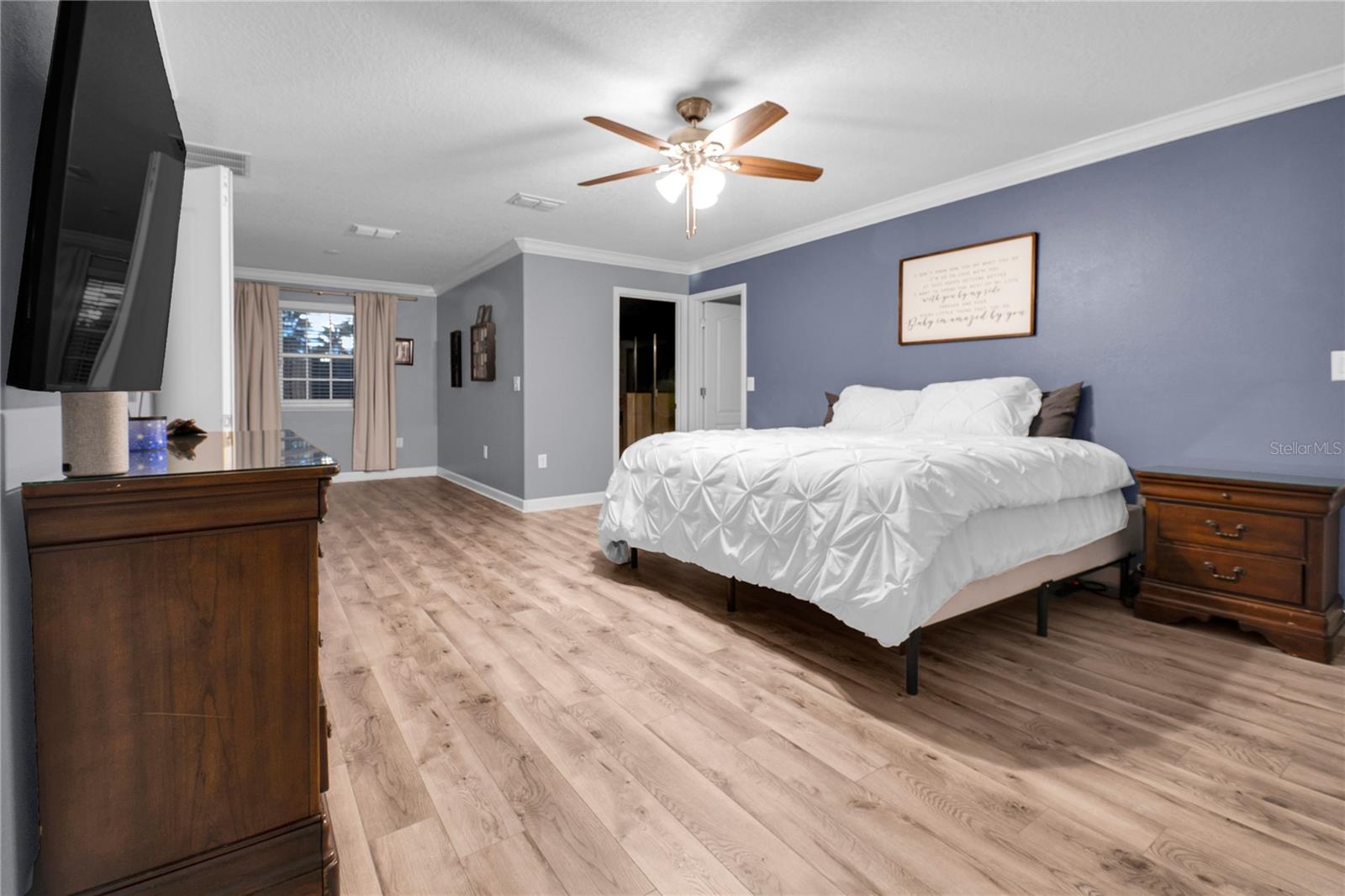 Image 4 of 98 For 1301 Gleneagles Lane