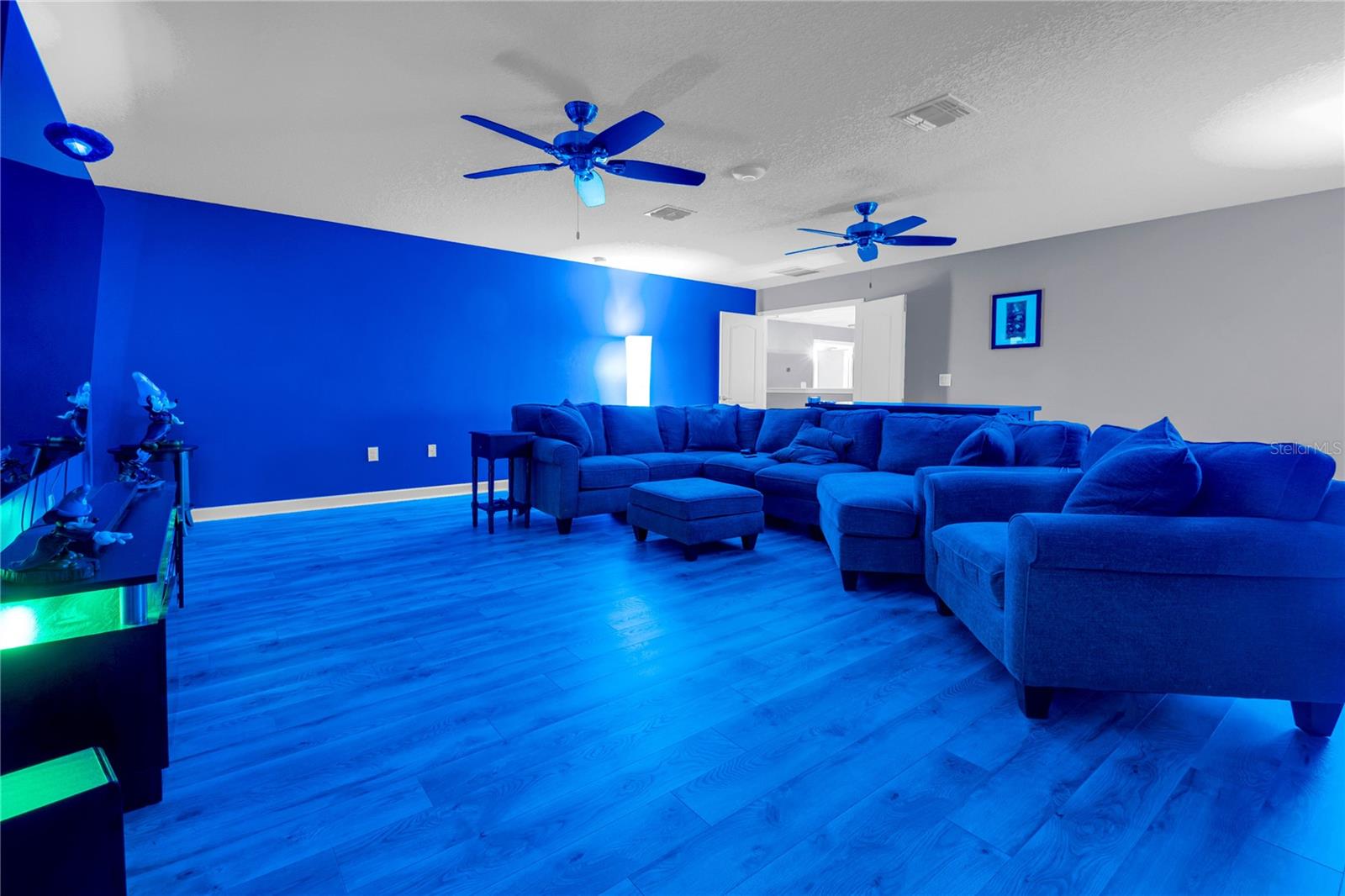 Image 40 of 98 For 1301 Gleneagles Lane