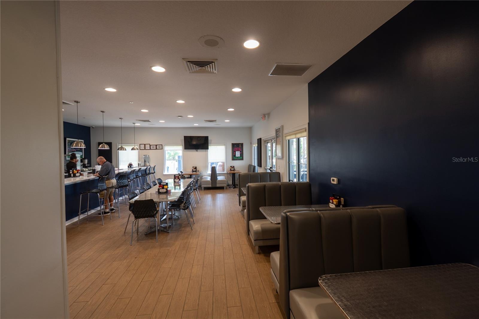 Image 55 of 98 For 1301 Gleneagles Lane