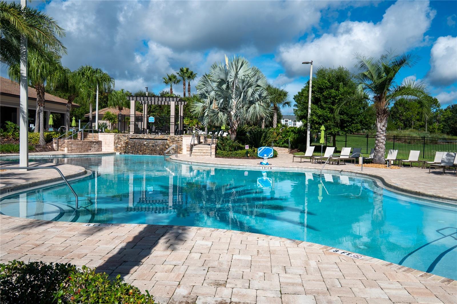 Image 67 of 98 For 1301 Gleneagles Lane