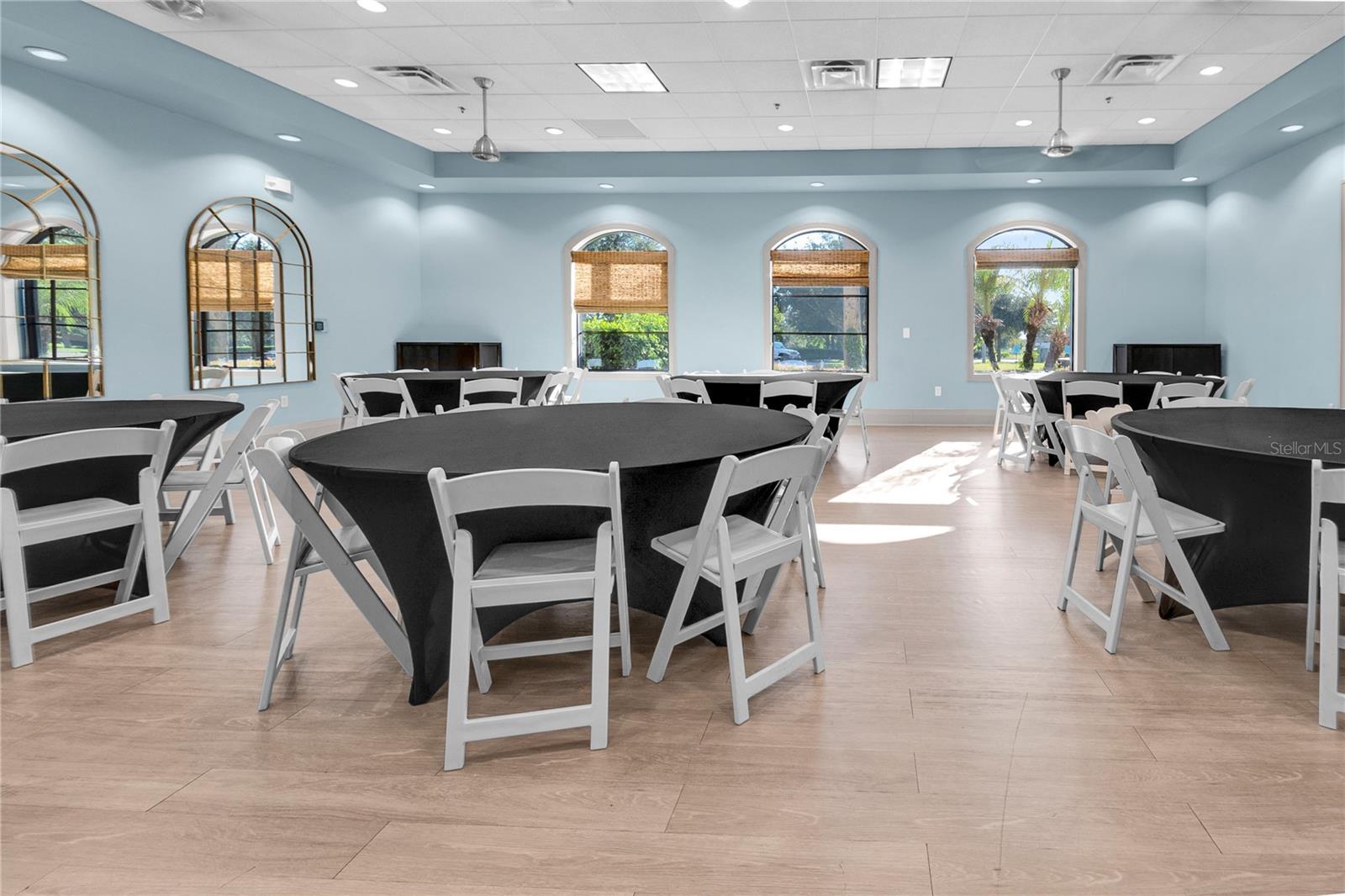 Image 84 of 98 For 1301 Gleneagles Lane